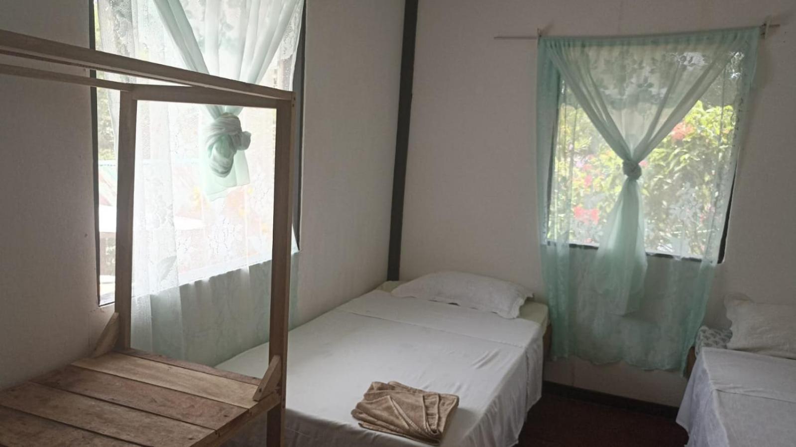 Hospedaje Meryscar Tortuguero Exteriör bild